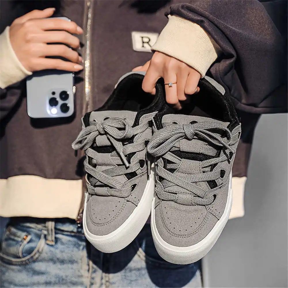 Streetwear Brand Expensive - Chaussures d'école Hiphop avec laçage pour