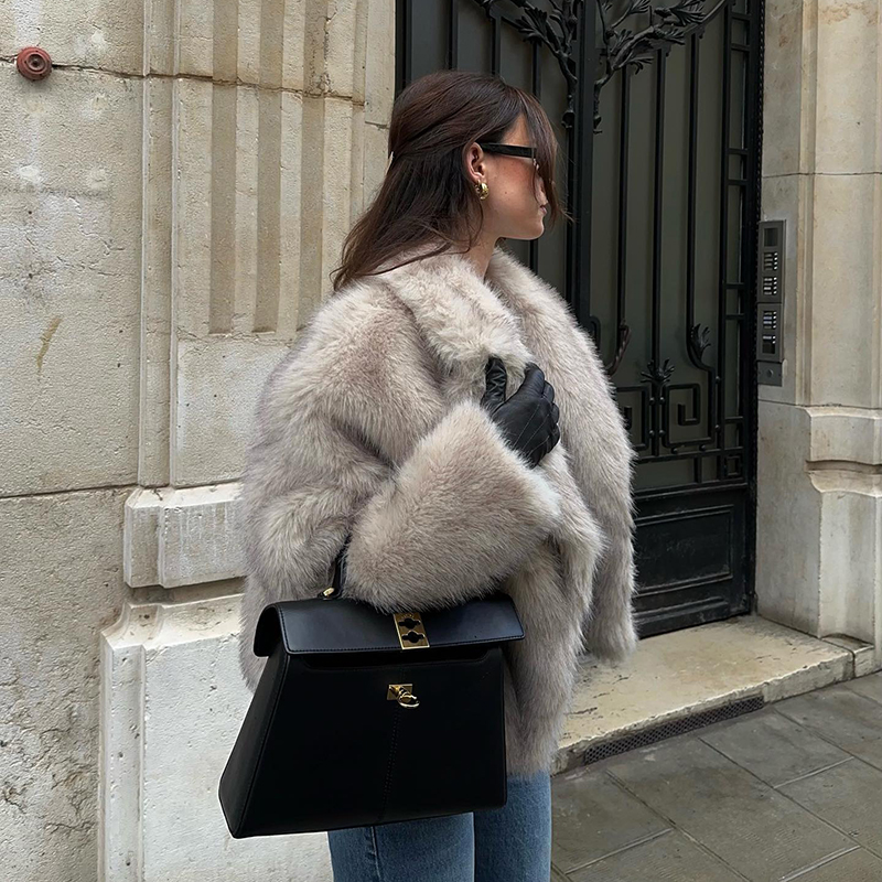 Veste en fausse fourrure dégra - Streetwear Girl Brand avis et prix