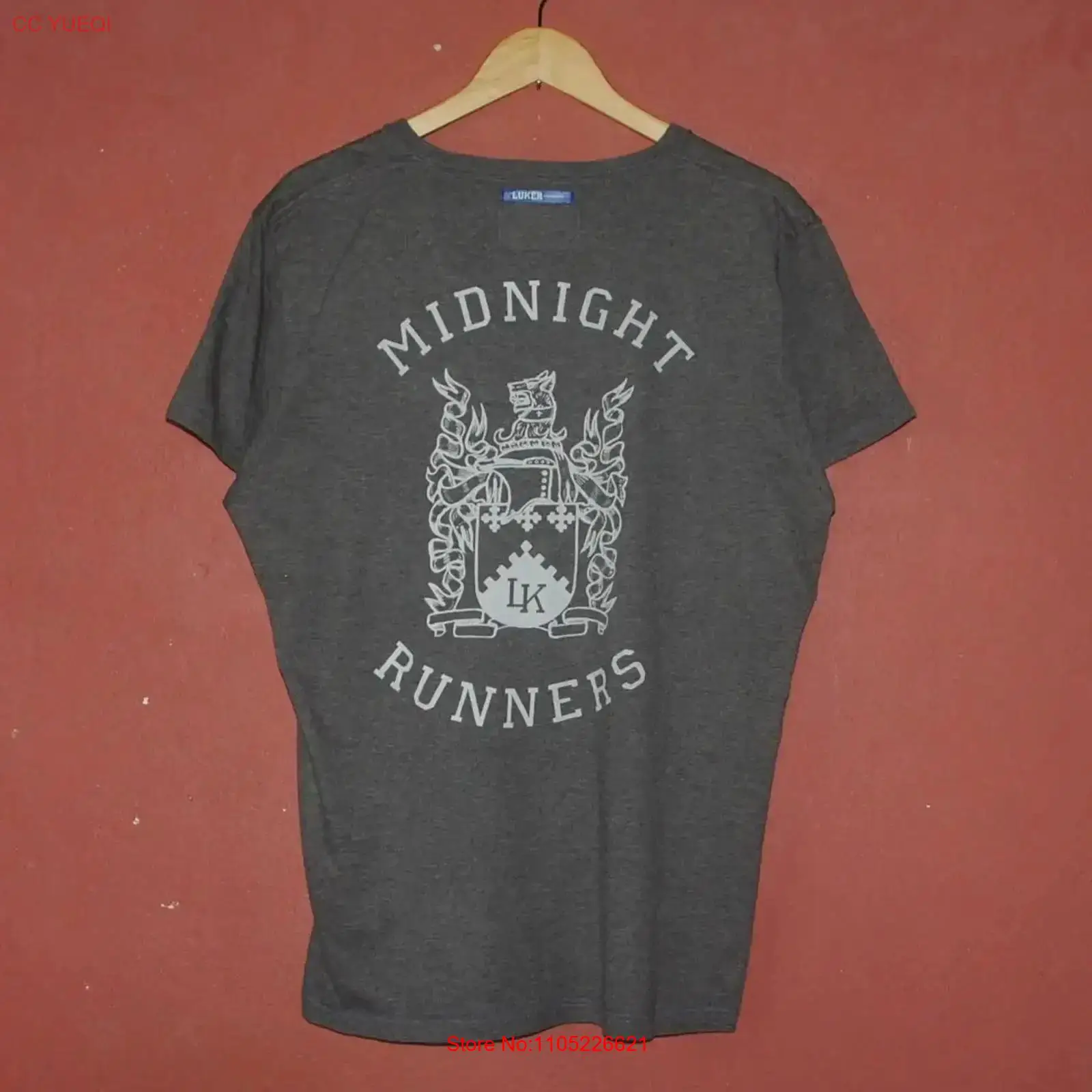 T-shirt vintage LUKER By NEIGH - Streetwear Brand Graphic Designer avis et prix