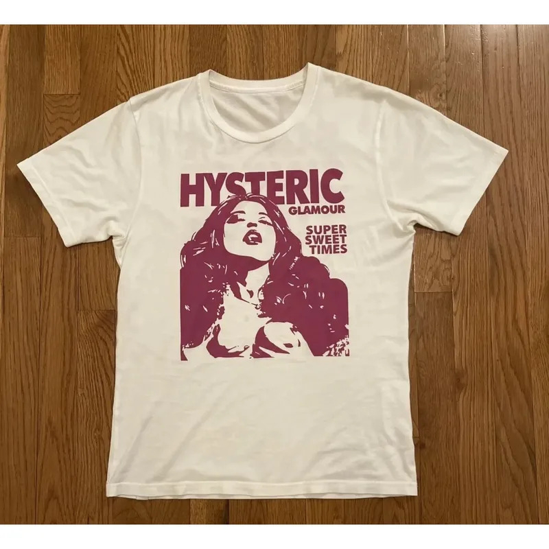 T-shirt vintage avec portrait  - Streetwear Girl Brand avis et prix